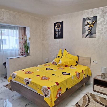 Apartament IAZMI Băile Herculane Exterior foto